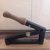 آسان شکن گردو و بادام و انواع مغزیجات