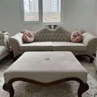 مبل هفت نفره با میز وسط