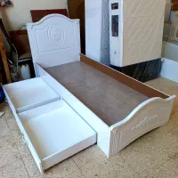 تخت کلاسیک تمام MDF کشودار وکیوم|تخت و سرویس خواب|مرند, |دیوار