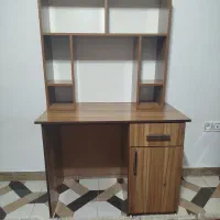 میز و کتاب خانه|کتابخانه، شلف، قفسه‌های دیواری|شفت, |دیوار