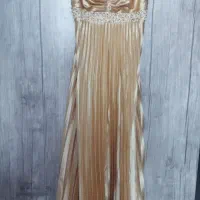 لباس مجلسی|لباس|شاهین‌شهر, فدک|دیوار