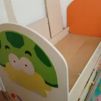 تخت خواب نوزاد نوجوان گهواره دار