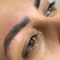 میکرو بیلدینگ‌ و خط چشم و شیدینگ لب