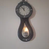 ساعت دیواری سالم