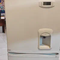 یخچال فریزر اسنوا سالم بسیار جا دار وسالم