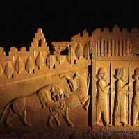 تور تخت جمشید نقش رستم پاسارگاد ترانسفر (سواری)