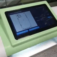 دسگاه برش TPU و پوستر موبایل