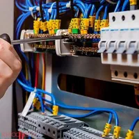 برقکار ساختمان صنعتی ماهر شهر اصفهان