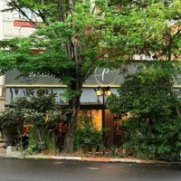 کانترکار و سالن دار شب