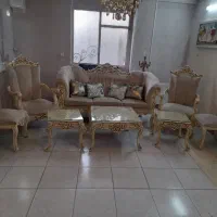 مبل استیل هفت نفره و تابلوی دیواری