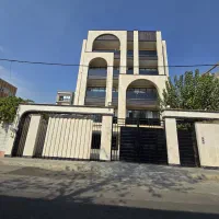 ۱۴۷متر سه خواب سندار روبه نما/۱۰واحدی/غرق درنور