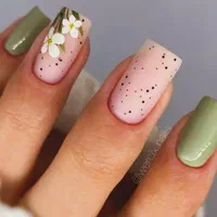 خدمات تخصصی ناخن ( متریال ژل)|خدمات آرایشگری و زیبایی|رشت, حاجی آباد|دیوار