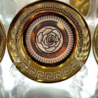 نعلبکی طلایی