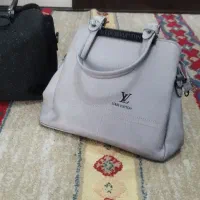 ۴تا کیف نو|کیف، کفش، کمربند|اصفهان, خواجه عمید|دیوار