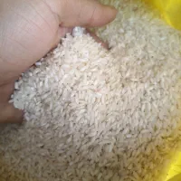 برنج عنبر درجه یک خوش پخت