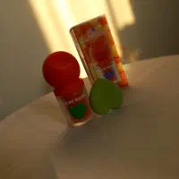 رژگونه پددار به همراه پدانگشتی