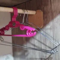 دویست تا چوب لباسی فلزی بزرگ و بچه‌گانه