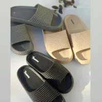 بزرگترین وبروزترین مجهزترین مرکزپخش دمپایی