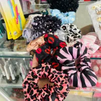 گوشگیر و کلاه اکسسوری آرایشی|زیورآلات و اکسسوری|رفسنجان, |دیوار