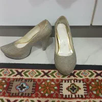 لباس مجلسی با کفش دودست|لباس|رشت, فلسطین|دیوار