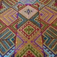 یک عدد زی آستین چپی دوز ویک طرح فنوچی