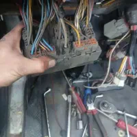 باطری سازی سیار/خدمات برق خودرو/فروش باطری/کف قیمت|خدمات موتور و ماشین|اصفهان, جامی|دیوار