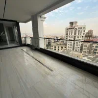 فروش-آپارتمان-225-متر-طبقه-آخر