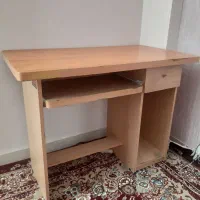 میز با ابعاد ۹۰×۶۰