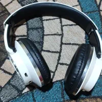 هدفون بلوتوثی با صدای قوی.وچراغ هدلایت نوصفر