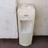 آب سرد کن یخچال دار