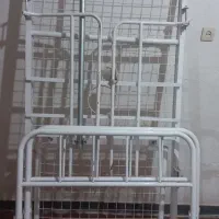 تخت بیمار نو و سالم استفاده نشده