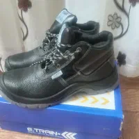 کفش کار ایمنی سایز ۴۰|کیف، کفش، کمربند|ملایر, |دیوار