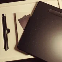 قلم نوری Wacom Intuos|قطعات و لوازم جانبی رایانه|تهران, تهرانپارس غربی|دیوار