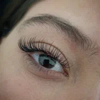 آموزش و انجام انواع سبک های اکستنشن مژه وکاشتمژه|خدمات آرایشگری و زیبایی|اصفهان, شهشهان|دیوار