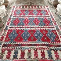 رو فرشی طرح سنتی در حد نو