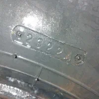 لاستیک دنا جلوی نیسان 3 سال تاریخ دارن