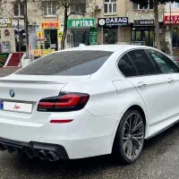 BMW 523