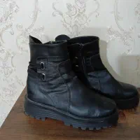 نیم بوت سایز ۴۰ نو