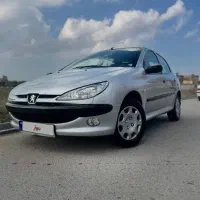 مربی داوطلب لازم دارم
