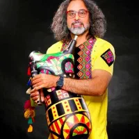 فروش بلیت کنسرت گروه لیان. محسن شریفیان