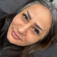 اکستنشن مژه حرفه ای و لیفت ابرو و مژه توشیبا