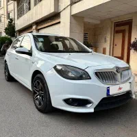 برلیانس۳۲۰ موتور۱۶۵۰ بی رنگ