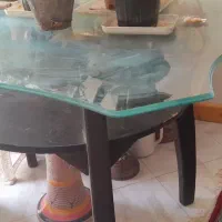 میز چهار نفره