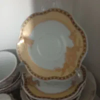 شش تا فنجون با شش تا نعلبکی