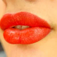 شیدینگ لب با ۵ سال سابقه ی حرفه ای