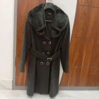 پالتو درحد نو فقط ۳بار پوشیده شده