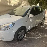 ساندرو اتومات|خودرو سواری و وانت|کرمان, |دیوار