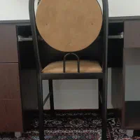 میز کامپیوتر در حد نو