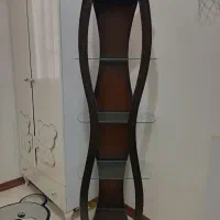 ویترین چوبی مدرن