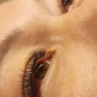 بمب تخفیفات کاشت ناخن با لاکژل۱۹۹مژه۱۳۹وآموزش|خدمات آرایشگری و زیبایی|بروجرد, |دیوار